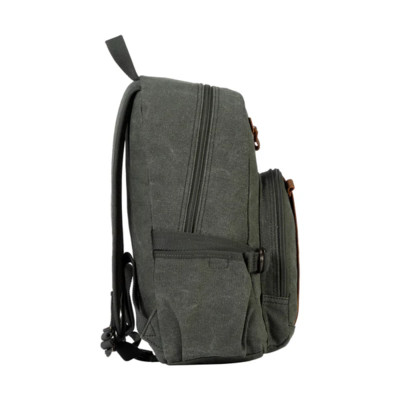Classic Medium Backpack - Green